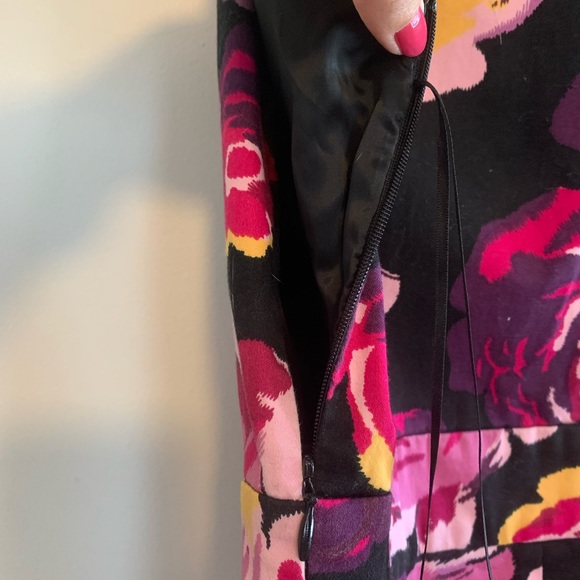 Express Floral Roses Print Black, Pink and Purple Sleeveless Cotton Sheath Dress - Picture 5 of 6